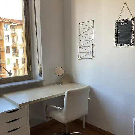 Tra Classico E Moderno - Comodo Per Linate
